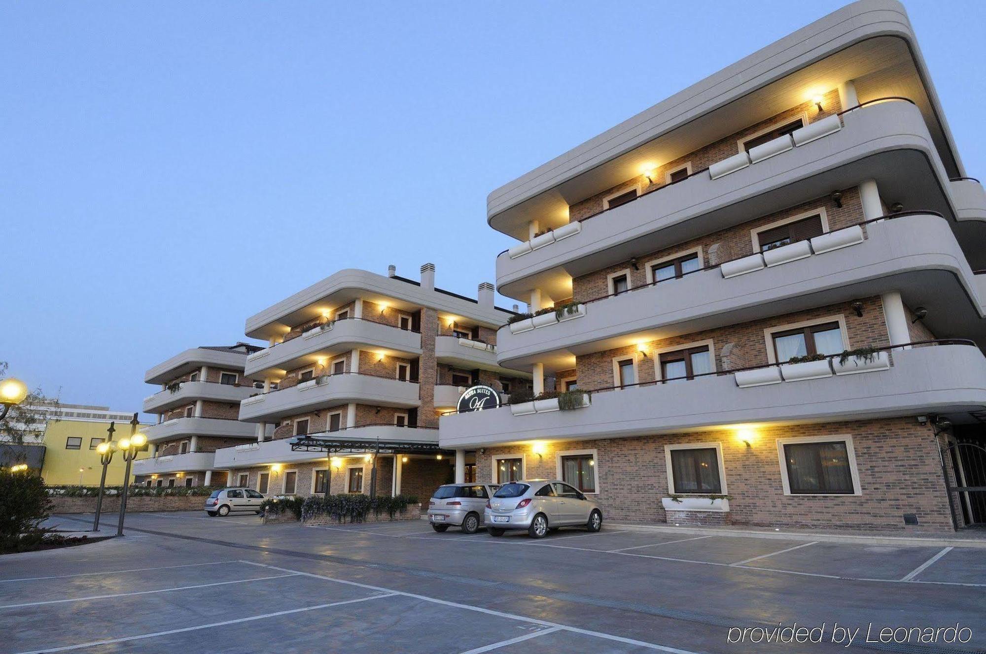 Altea Suites Pomezia Kültér fotó